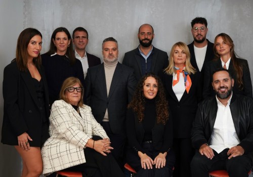 El poder de las agencias de influencia en el mercado español